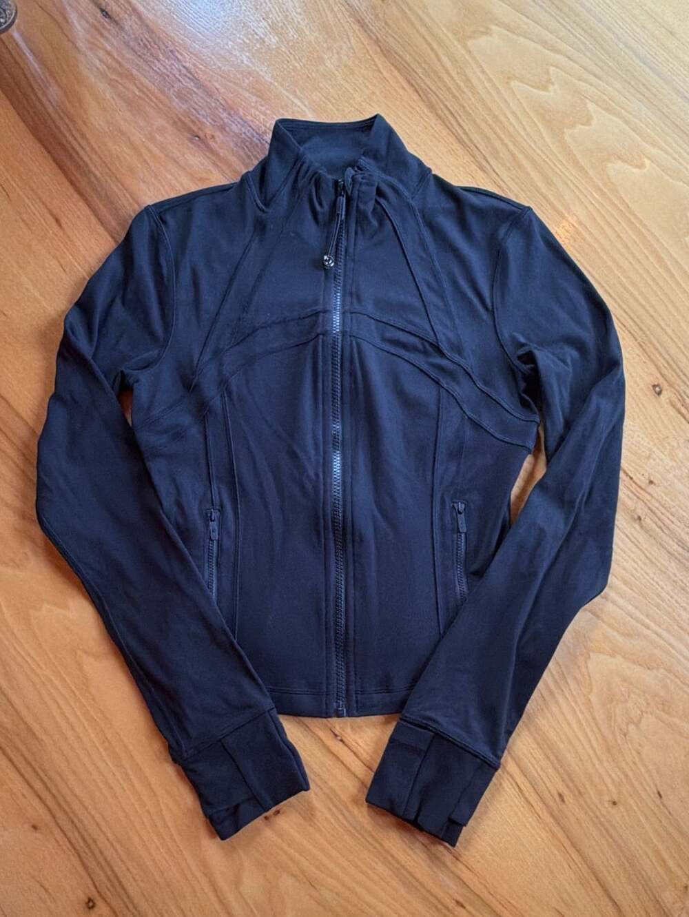 Lululemon Define Cropped Jacket Size 6 Black